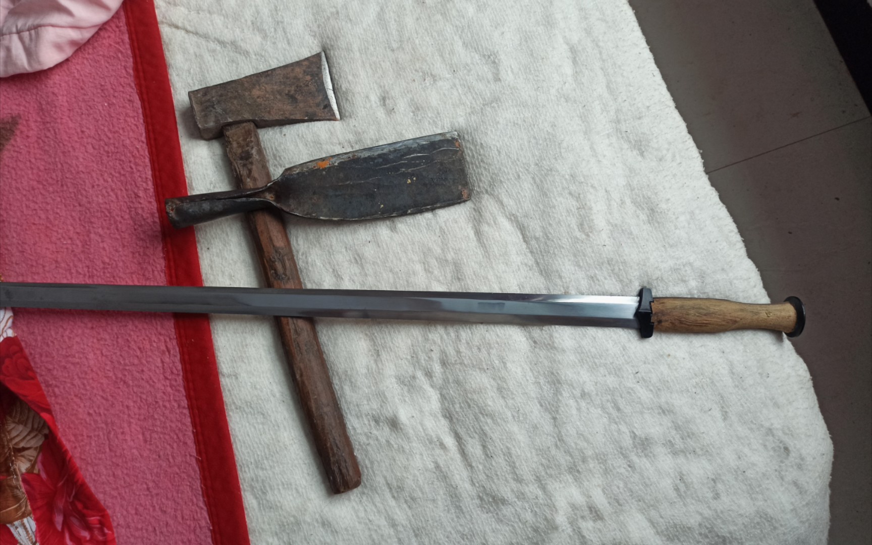 有的"汉剑"的刃角比斧子还大,是真的_哔哩哔哩_bilibili