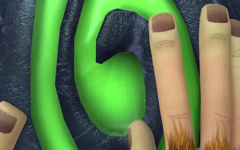 熊出没:强哥在做白日梦,搁房顶上等陨石降落,他想要许愿石