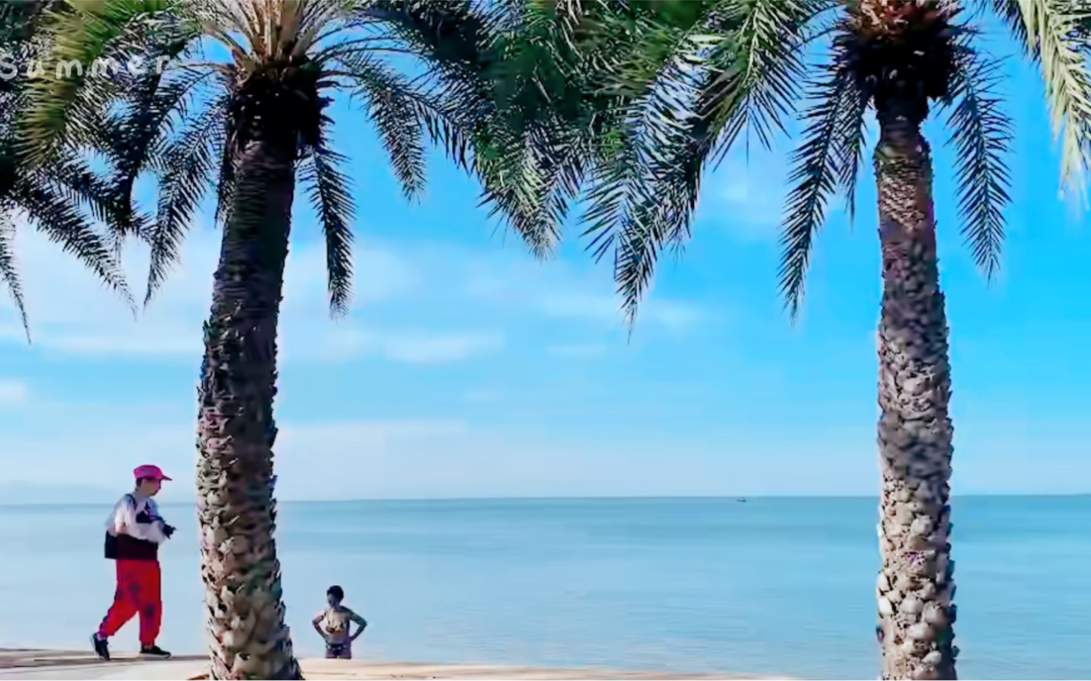 2019年12月的芭提雅中天海滩路.