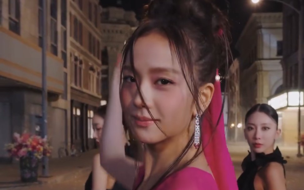 blackpink jisoo《flower》 challenge更新今天也不能错过秀秀的摇花