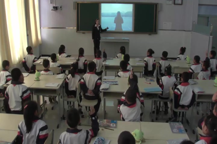 [图]【获奖】人教版小学数学二年级上册《5.观察物体（一）》-郑老师优质课公开课教学视频