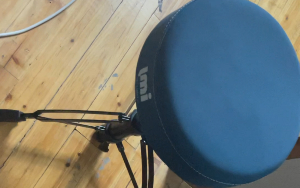 lmi架子鼓气压鼓凳,还挺不错