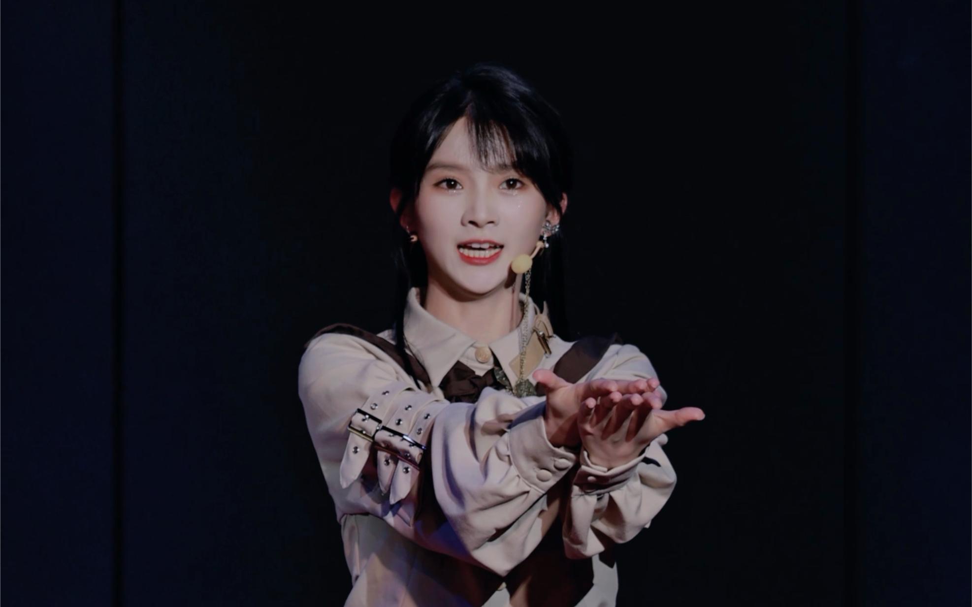 【谢菲菲】230826《荣耀日》focus