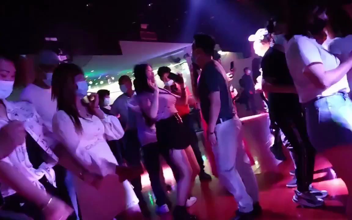 舞厅砂舞视频分享，灯红酒緑