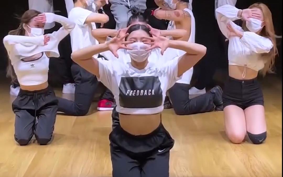 yg编舞师leejunglalisaonthegroundsohot