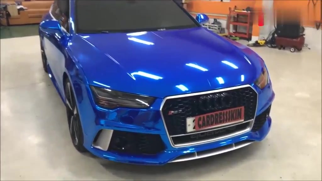 电镀蓝贴膜改装奥迪rs7,颜值更上一层楼