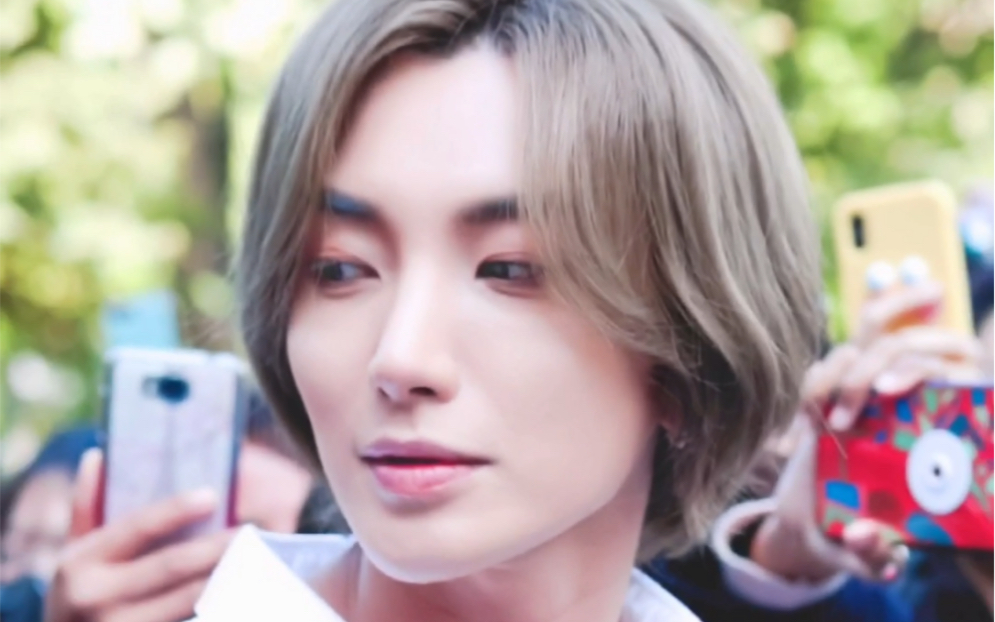 【利特】还是想说一句,姐姐真漂亮