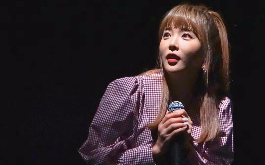 【洪真英181015公演】竖屏-美貌预警-找不到词语形容这场的美貌-看了