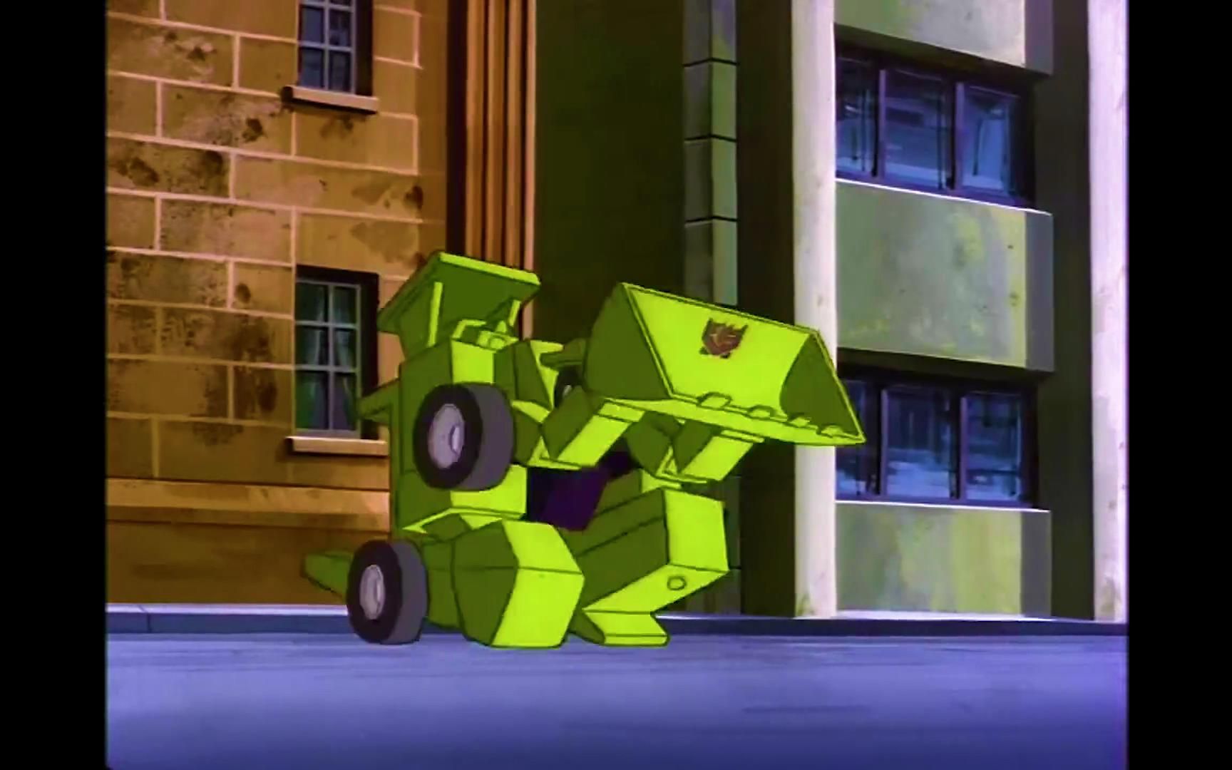 铲土机的变形过程【变形金刚~霸天虎~挖地虎/工程虎】