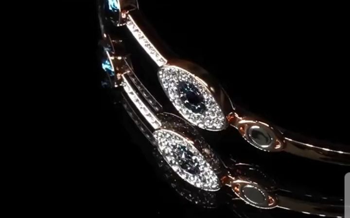 Swarovski施华洛世奇恶魔之眼手链手镯饰品送女友礼物哔哩哔哩bilibili