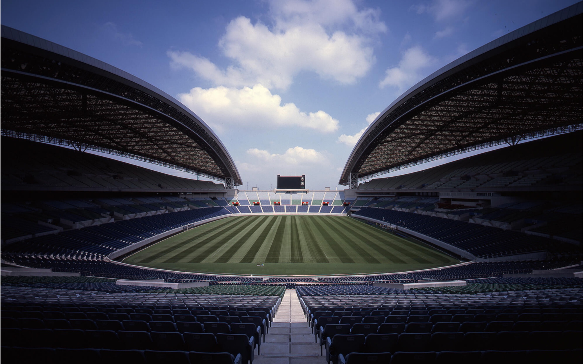 埼玉世界杯球场-浦和红钻主场案内