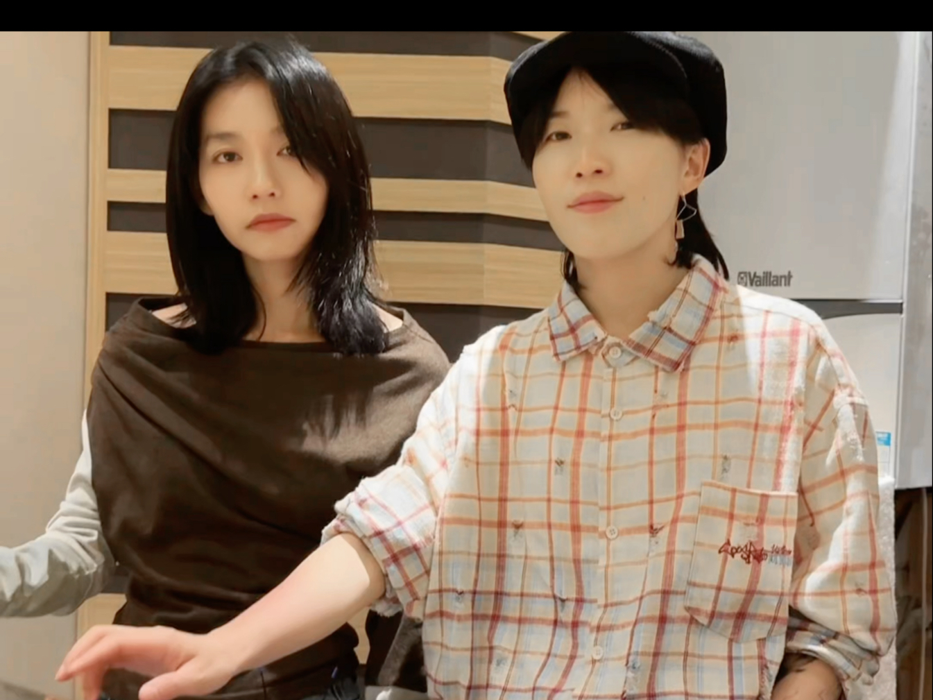 【房东的猫】「世界/青年」南京站6月14日即将见-房东的猫_FDDM-房东的猫_FDDM-哔哩哔哩视频