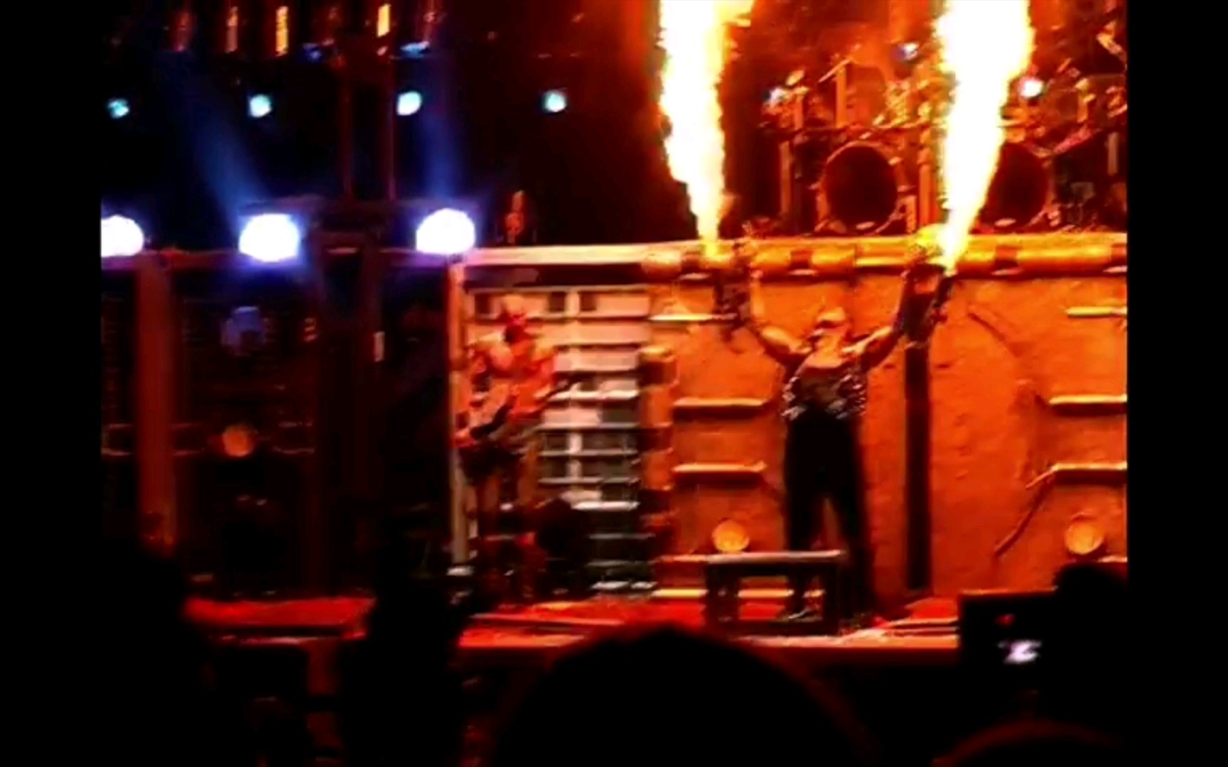 [图]现场视角|Rammstein - 2005.07.22 - Paleo Festival, Nyon, Switzerland