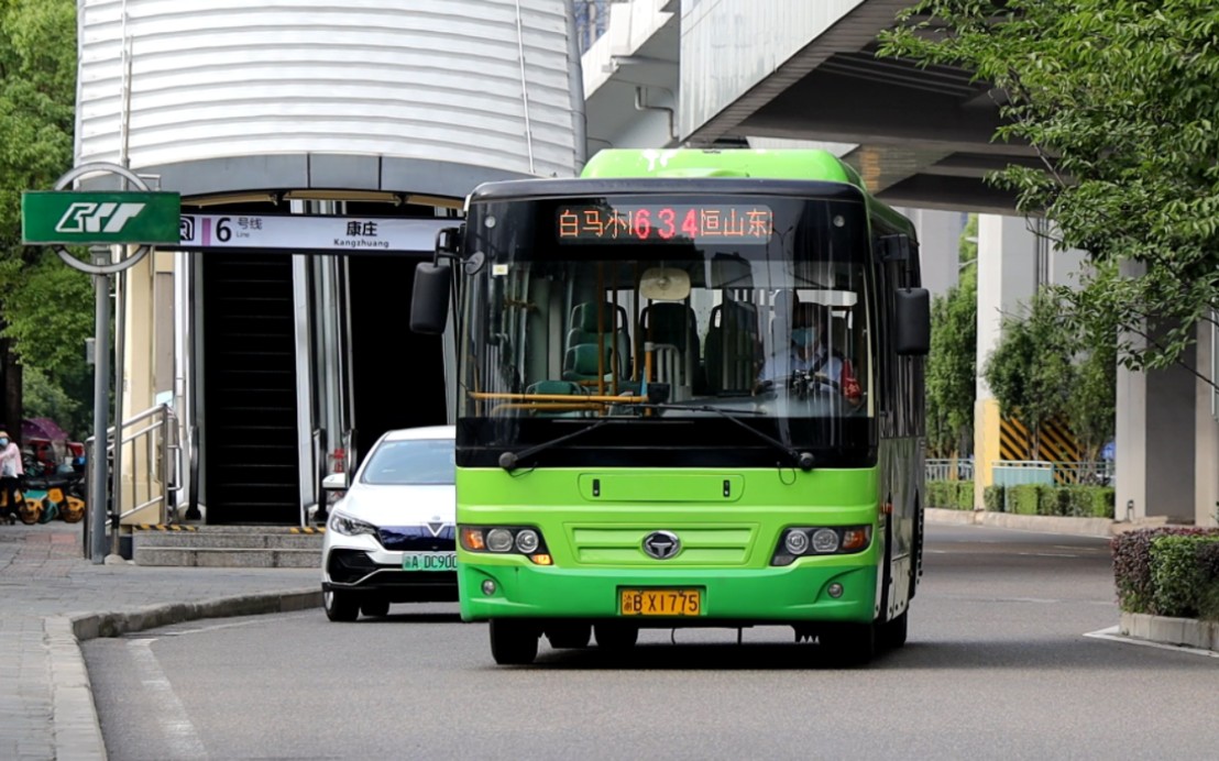 【暮年样车】重庆公交恒通电阳光ckz6851hbev样车(83106)进轨道康庄站