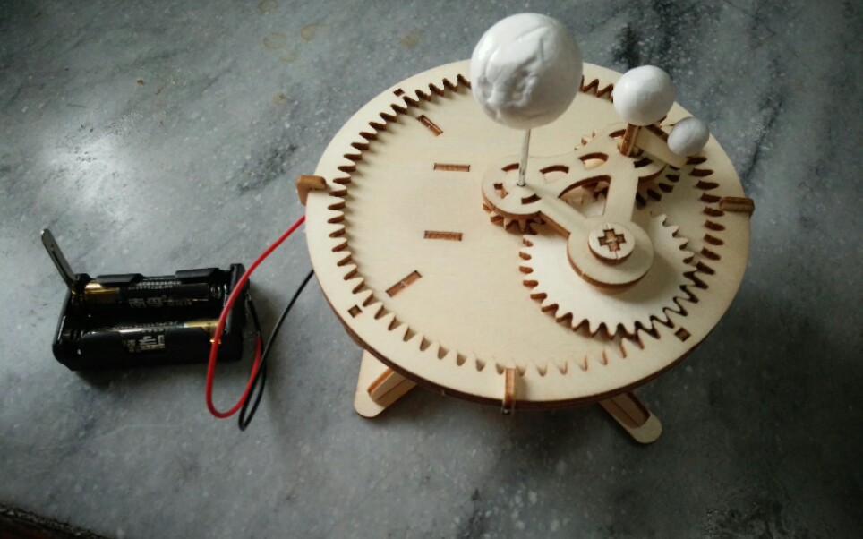 制作三球仪模型