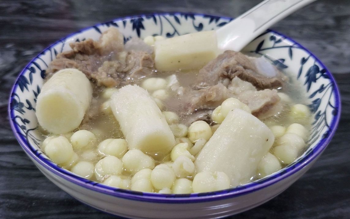 芡实山药排骨汤,做法简单口感好,这道汤男人要多喝_哔哩哔哩 (゜-゜)