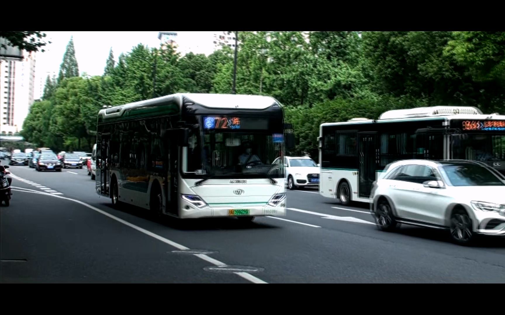 上海公交 巴士三公司 72路 w1g-0188