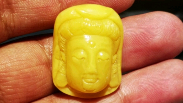 古董探店古玩捡漏仓库寻宝空间美学装饰好物推荐中古蜜蜡佛头挂坠挂件