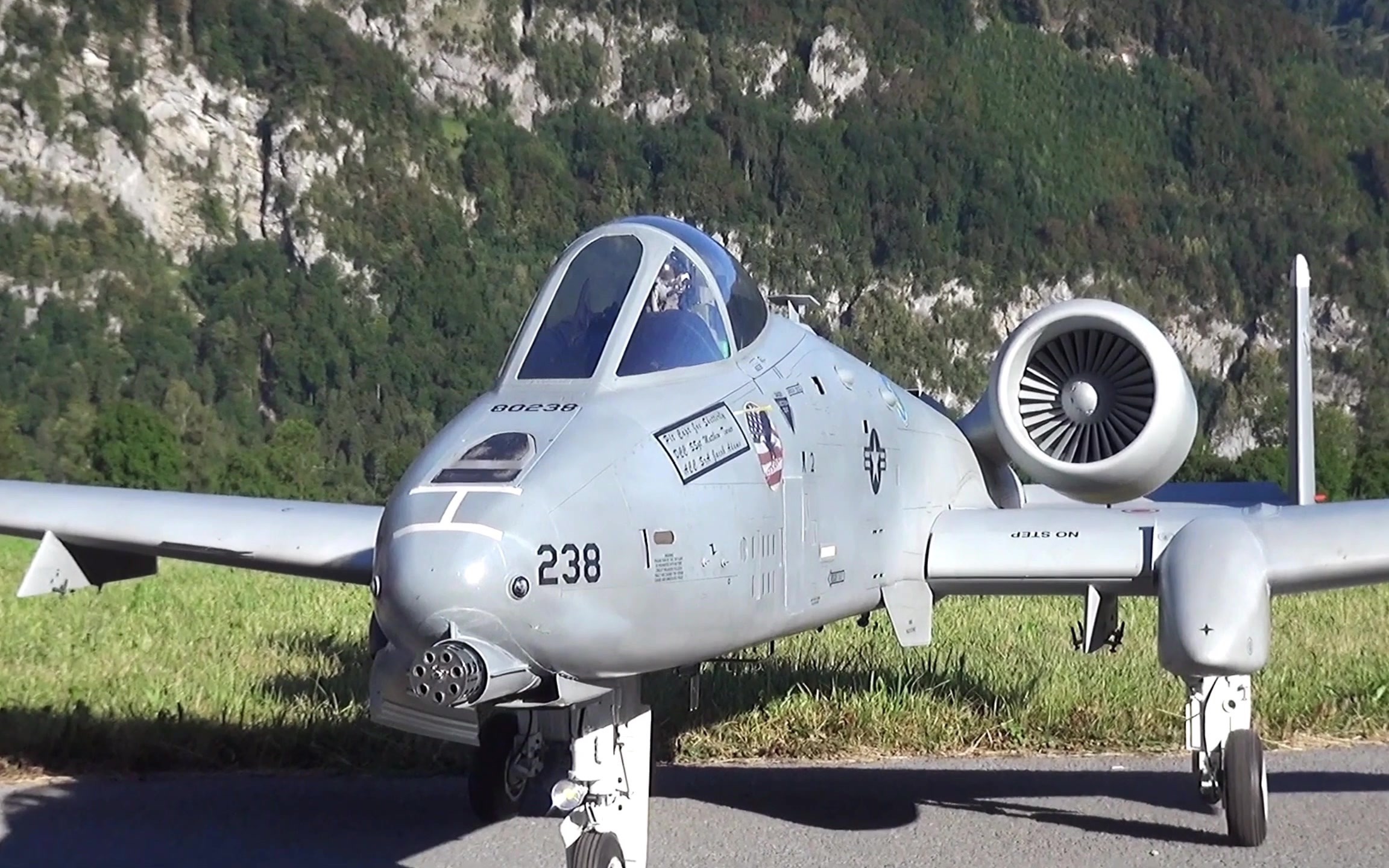 油動a-10攻擊機.渦扇還是渦噴發動機?