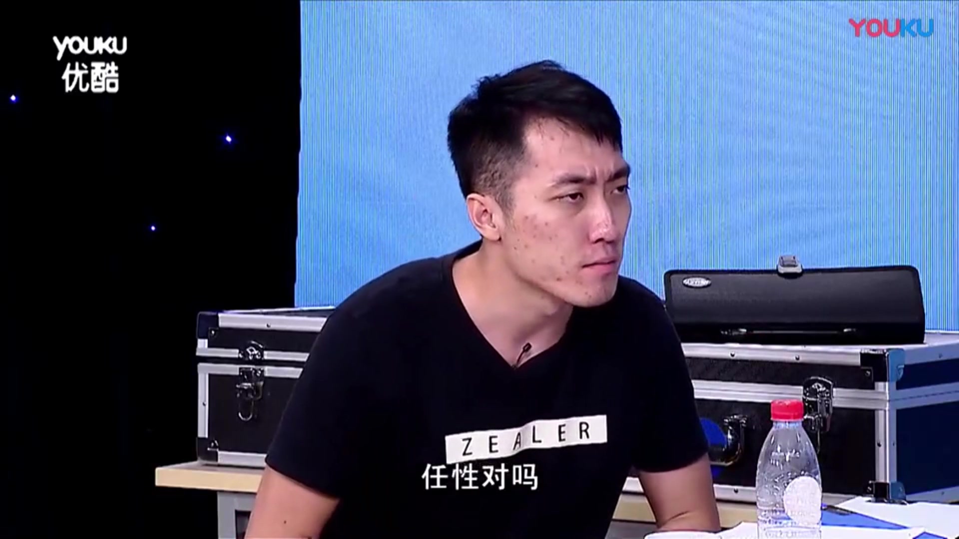 羅永浩大戰王自如(王自如雞蛋裡挑骨頭,羅老師無奈打巴掌)