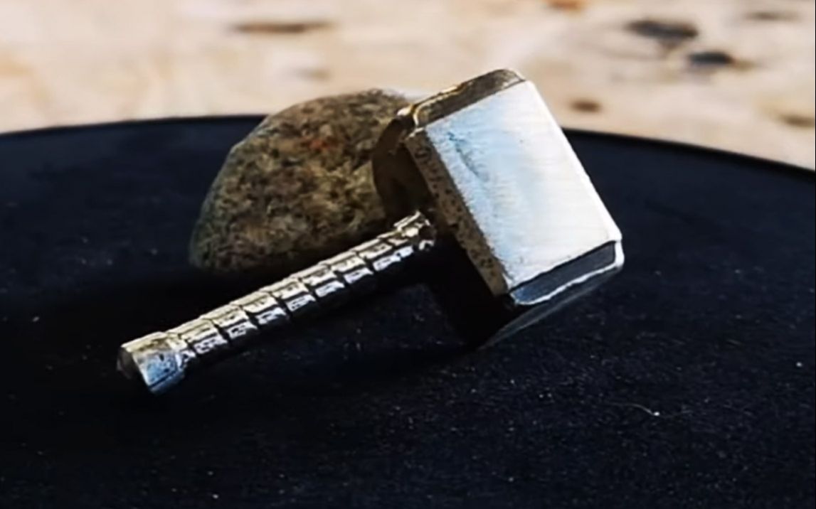 【金属工艺】空弹壳铸造的托尔锤子~ 这个小,拿得动