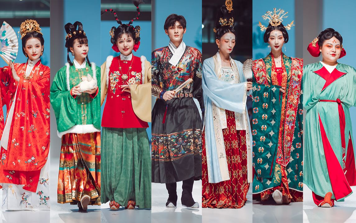 裳宫语 华裳九州成都场 走秀!