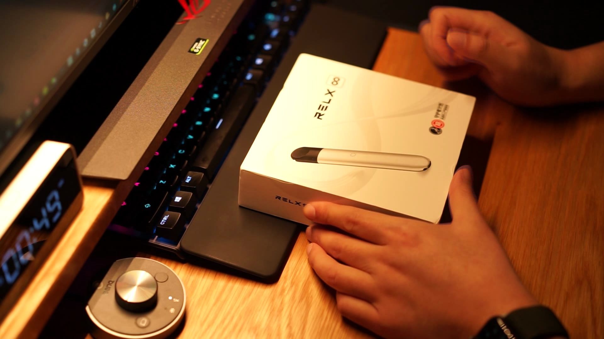 relx 悦刻 无限 开箱体验视频