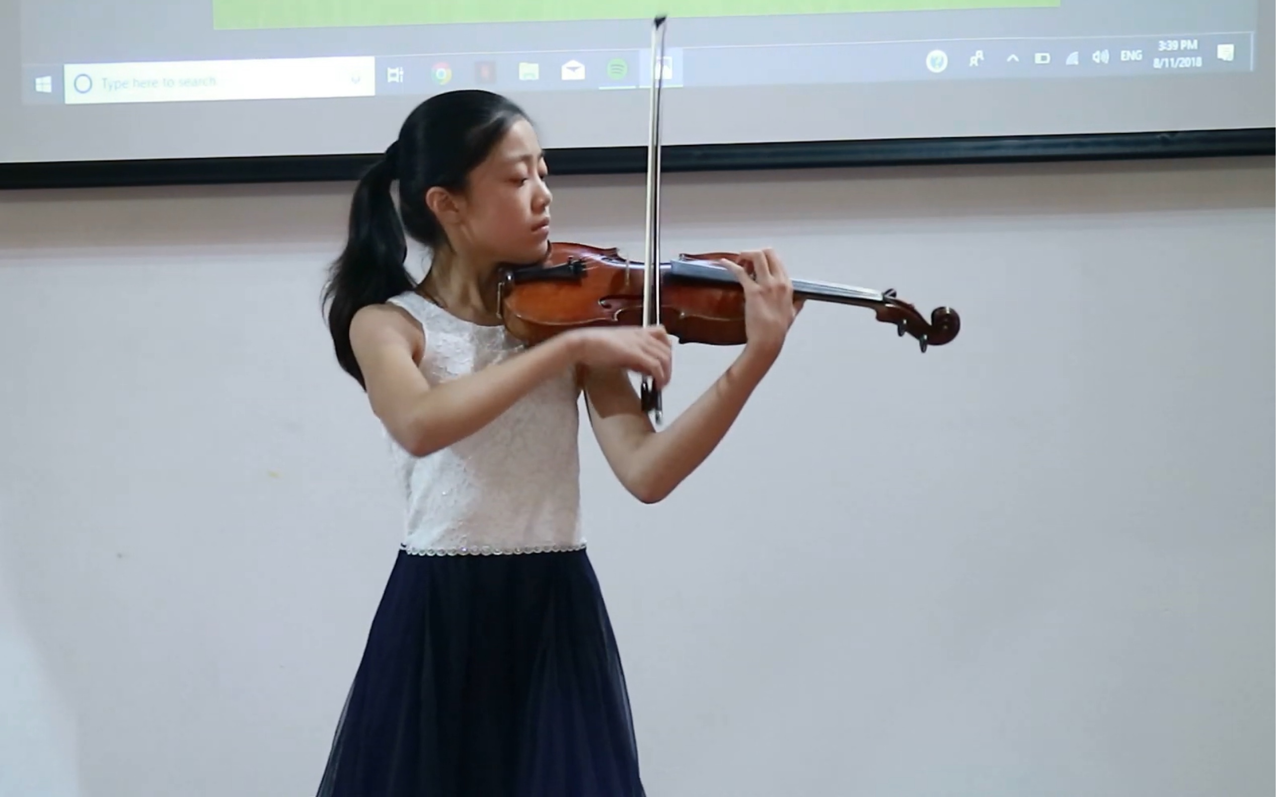 [图]Hannah Tam 谭允静 & 帕格尼尼随想曲No.24 现场版 & 小提琴 Paganini Caprice No.24, Op.1 & Violin