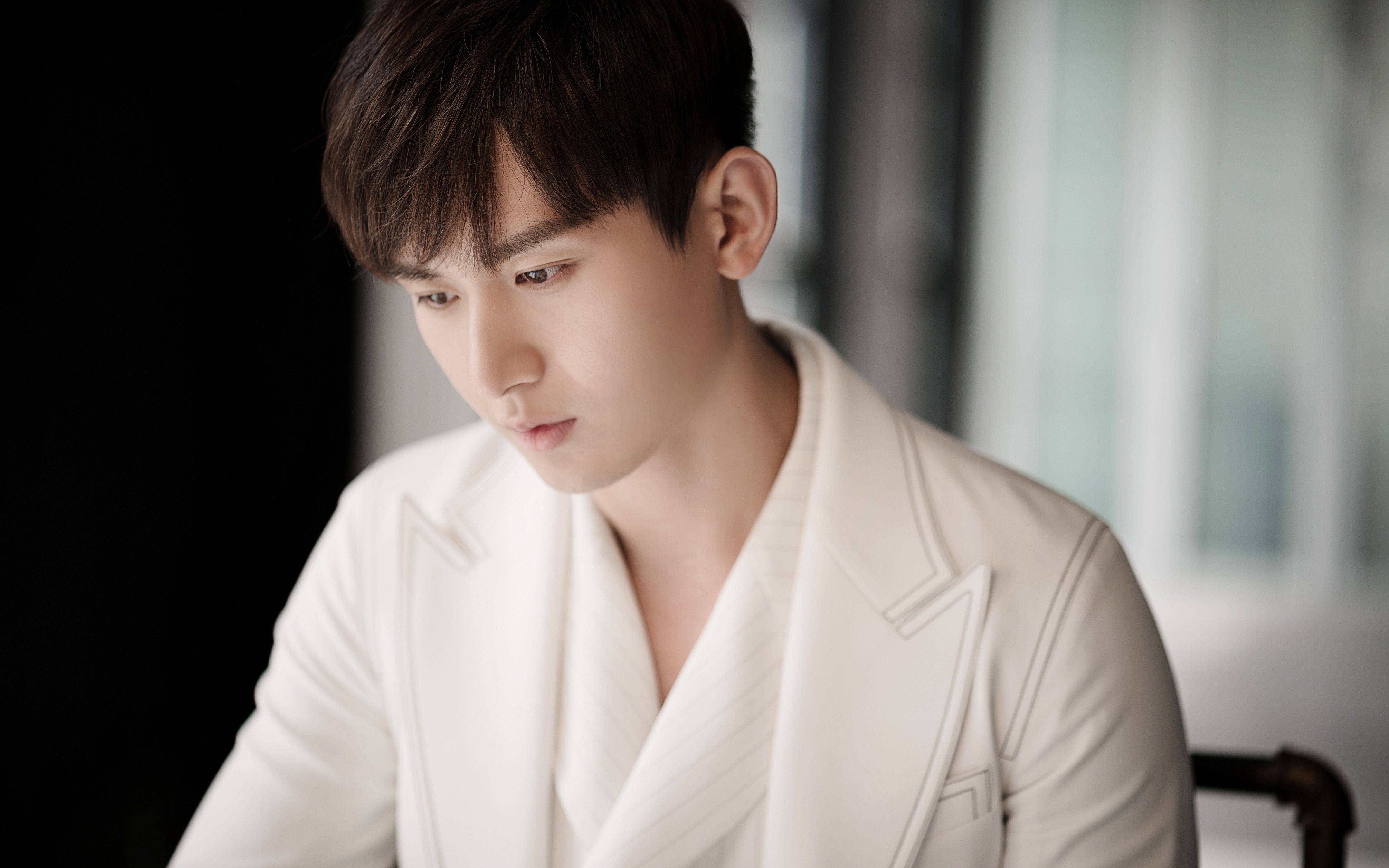 选角已定?成毅侯明昊出演《天官赐福》,网友却更担心过审问题