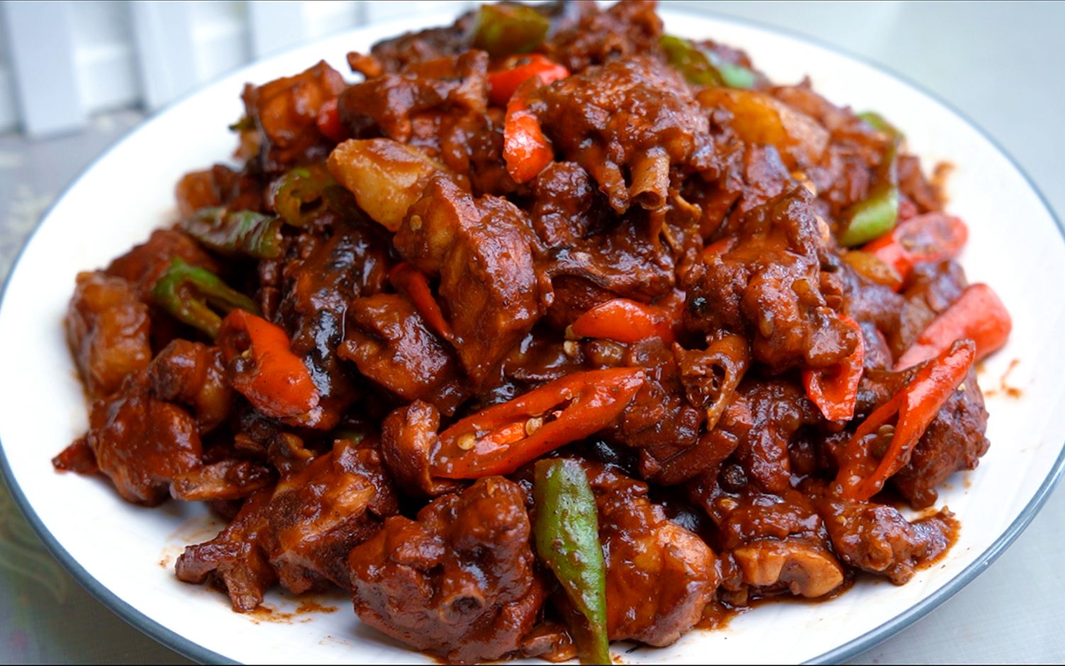 每次孩子不爱吃饭,我就做山东炒鸡,麻辣鲜香酱香味浓,超下饭