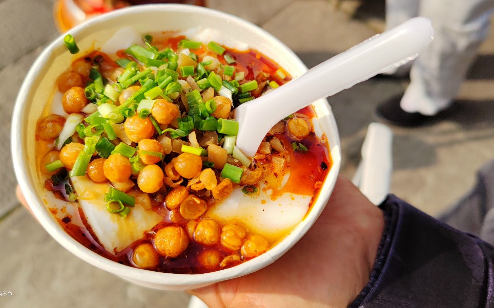 阆中古城不愧是良心景区,美食便宜又好吃!经典5元豆花必打卡!