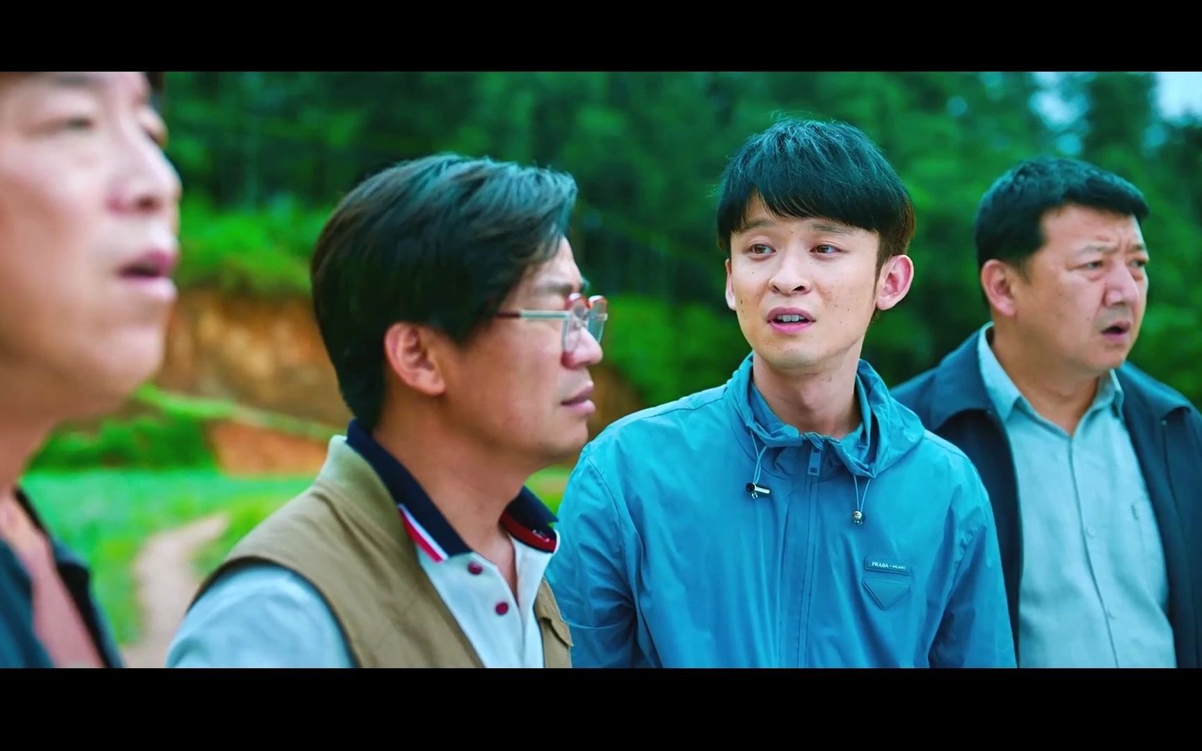 我和我的家乡天上掉下个ufo解说