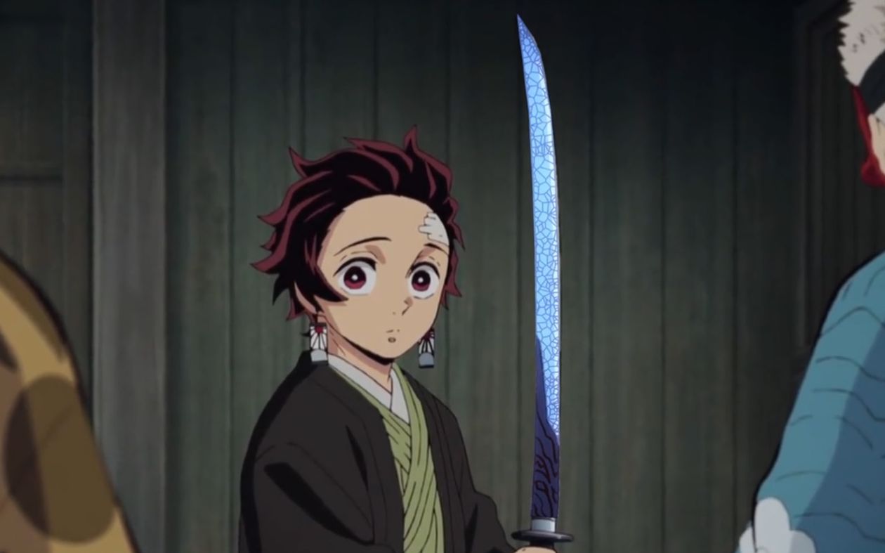 炭治郎,你怎么拿着伍六七的刀?