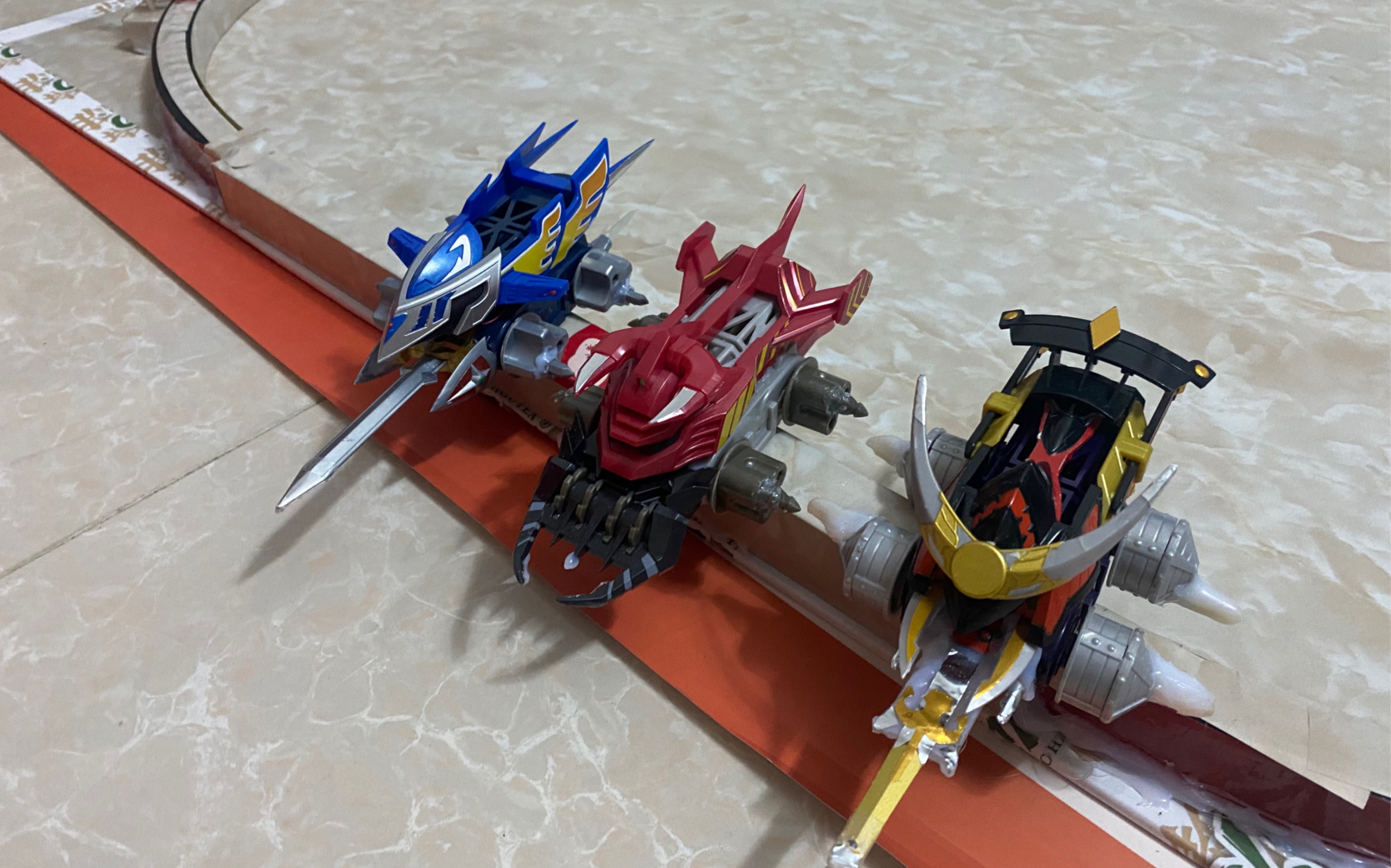 至爱激斗战车 钟爱情怀战车