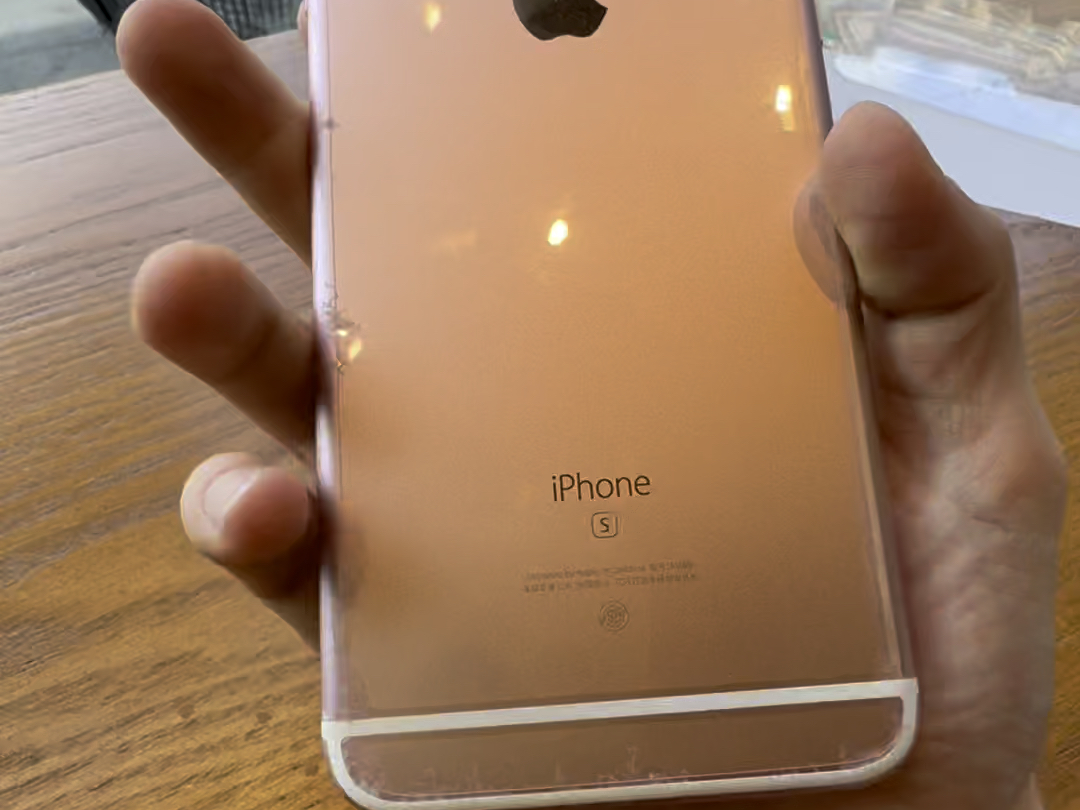 二手苹果6sp现在多少钱能买到?二手iPhone 6splus回收价格行情,200-300元二手苹果手机用来拍照推荐买啥?二手6sp宁波哪里能买到现货?用了10