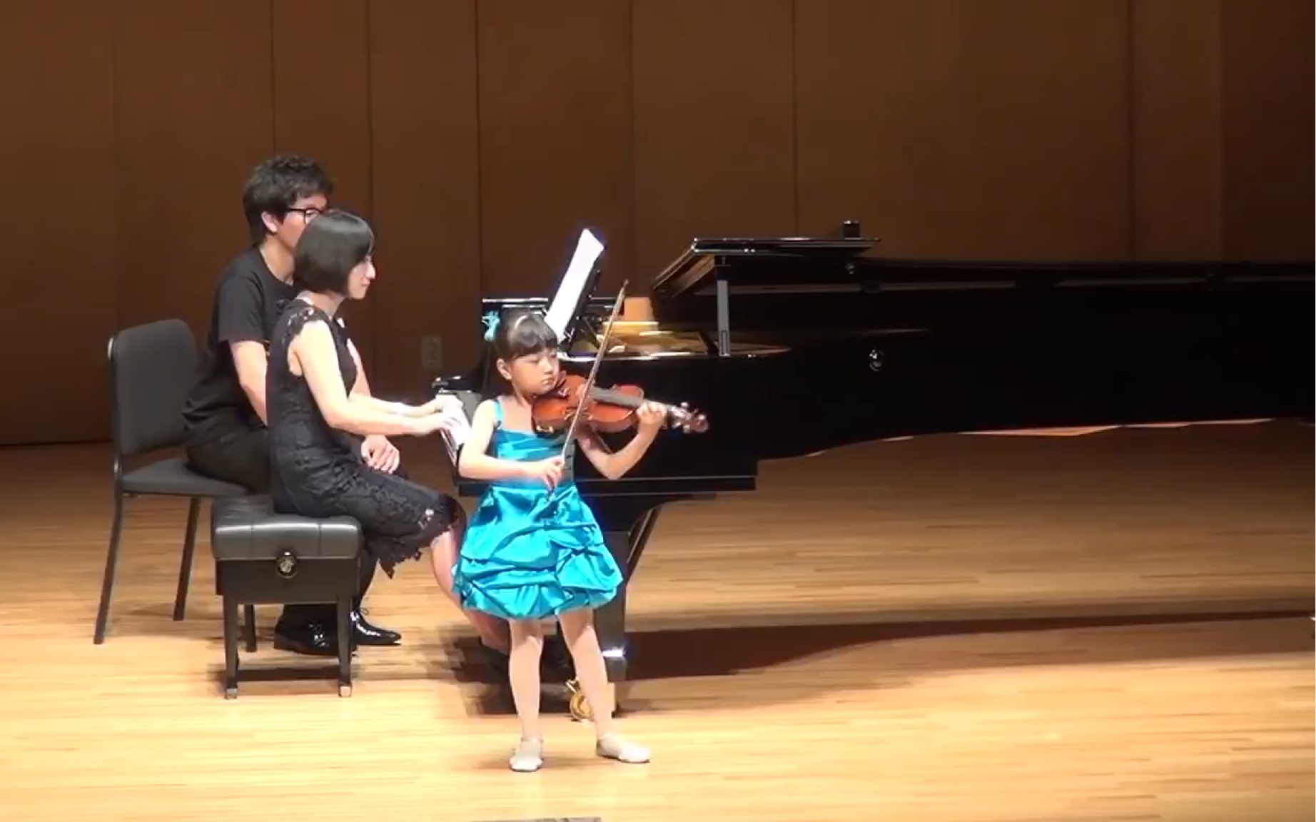 [图]克莱斯勒 前奏曲与快板 Best Violin : SoHyun Ko (7yrs) - Kreisler Praeludium and Allegro