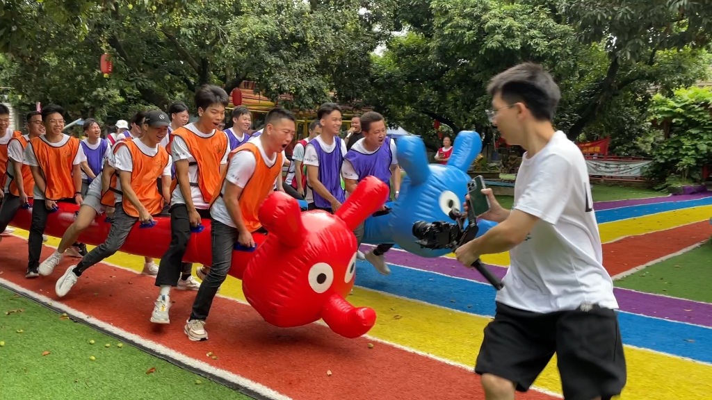 趣味运动会团建活动毛毛虫大比拼