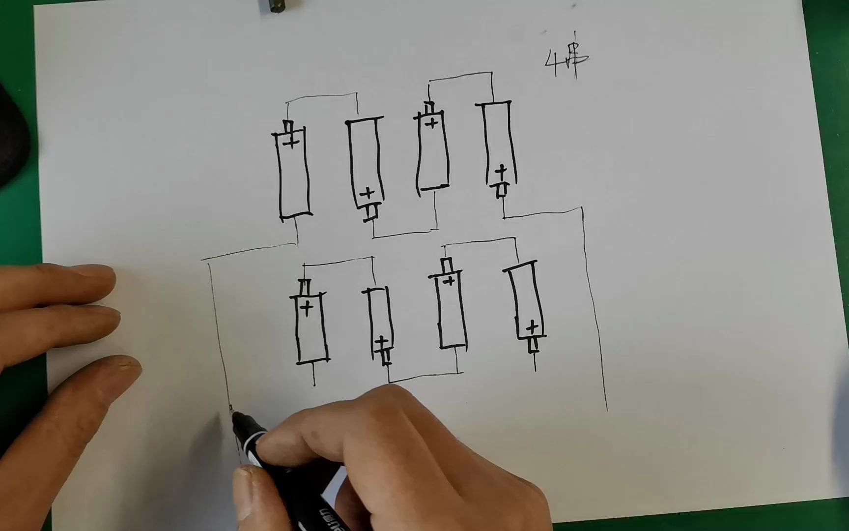 电池串并联电路图图片