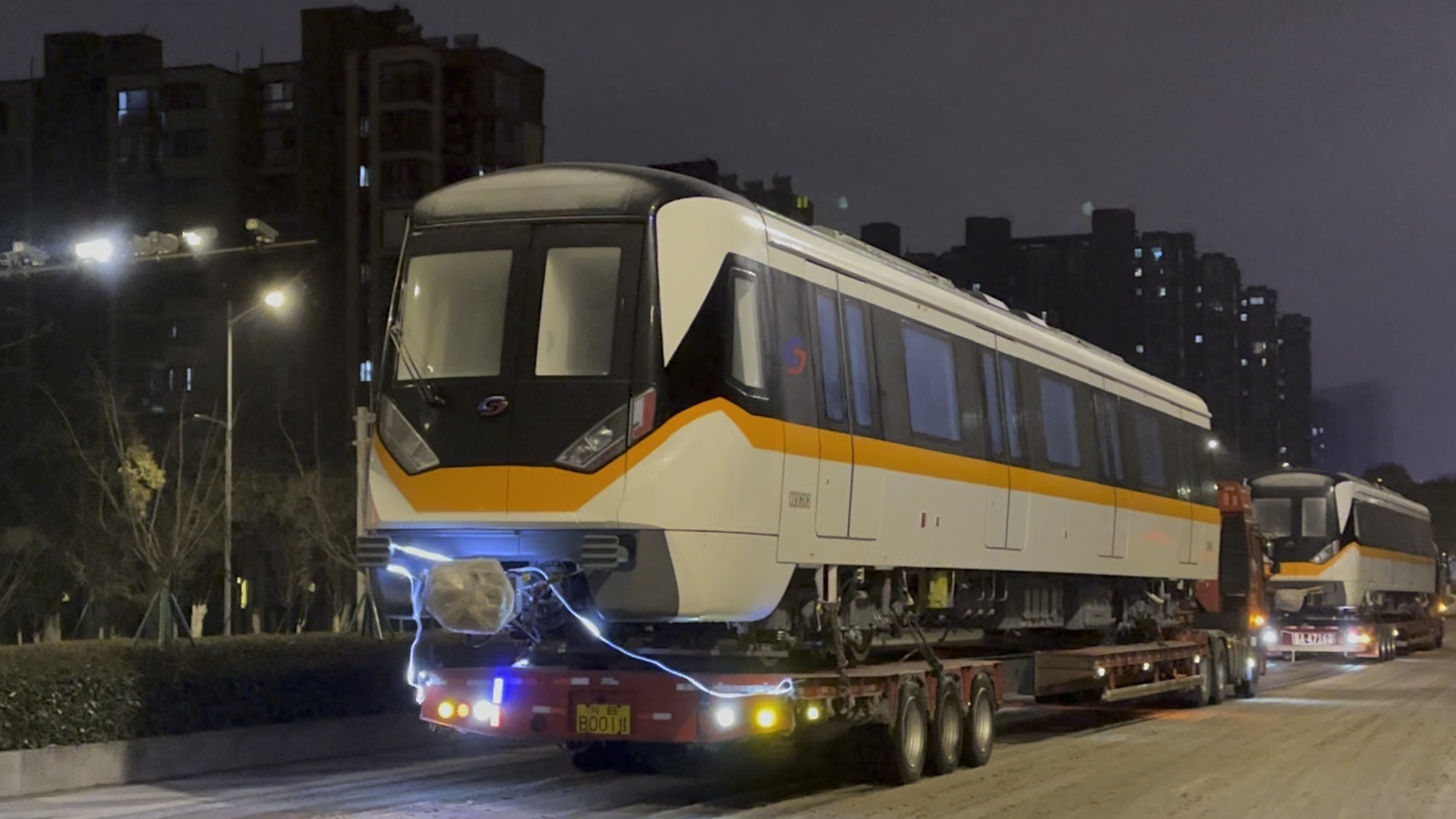 【苏州地铁】3号线max列车雪中发货
