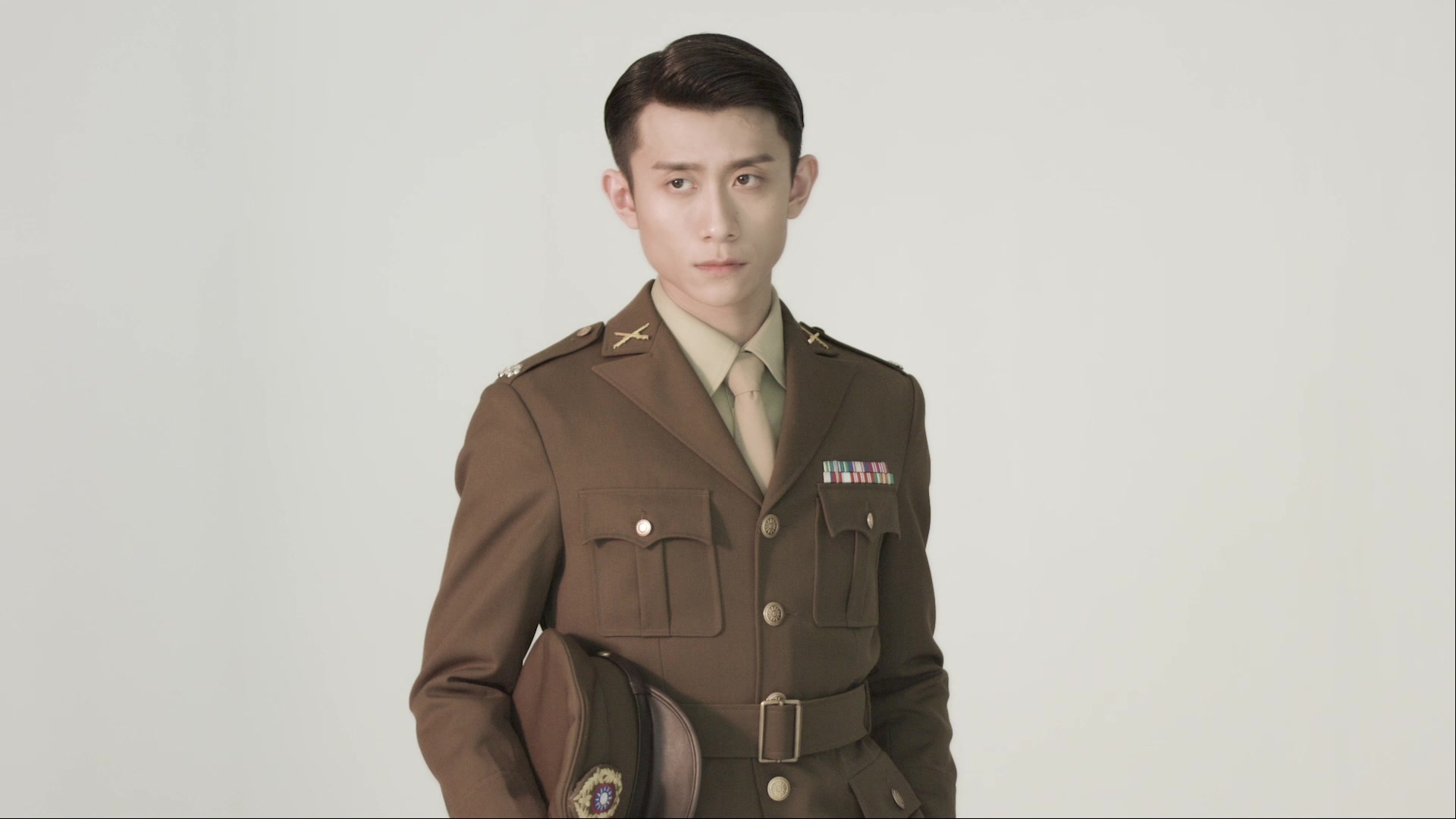 【张一山】局中人沈放军装小花絮高清