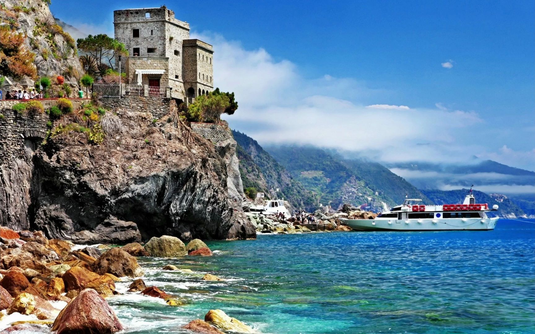 珊珊说这个地方的风景真好看,我也觉得是这个情况