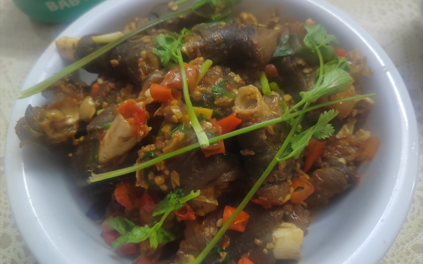 羊拐新玩法!麻辣羊蹄,吃一口就停不下来!