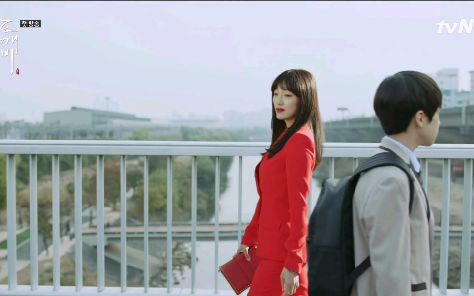 【鬼怪】三神奶奶最强变身!