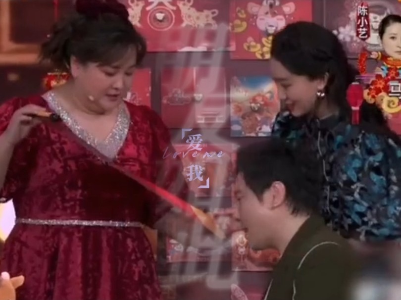 贾玲×张小斐‖"朋友如此爱我 却不能说"
