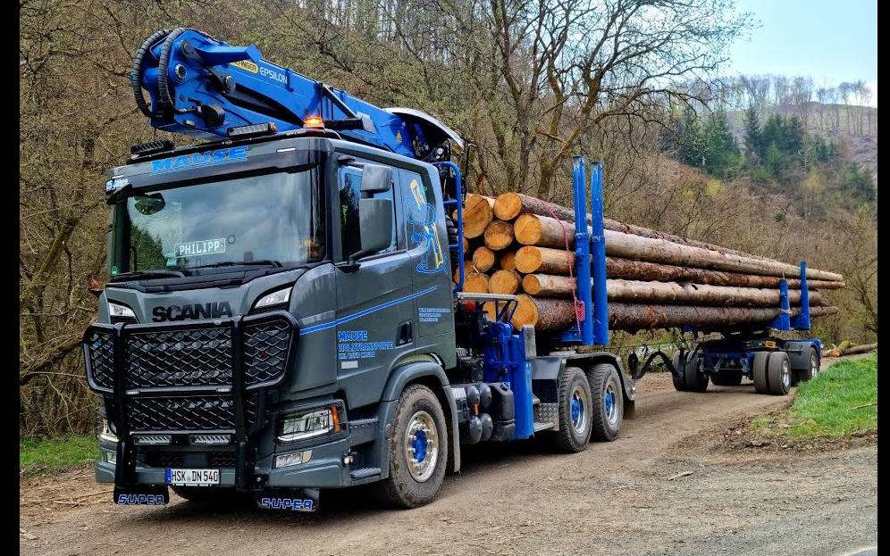 斯堪尼亚木材运输与回收作业车 scania r540展示短片