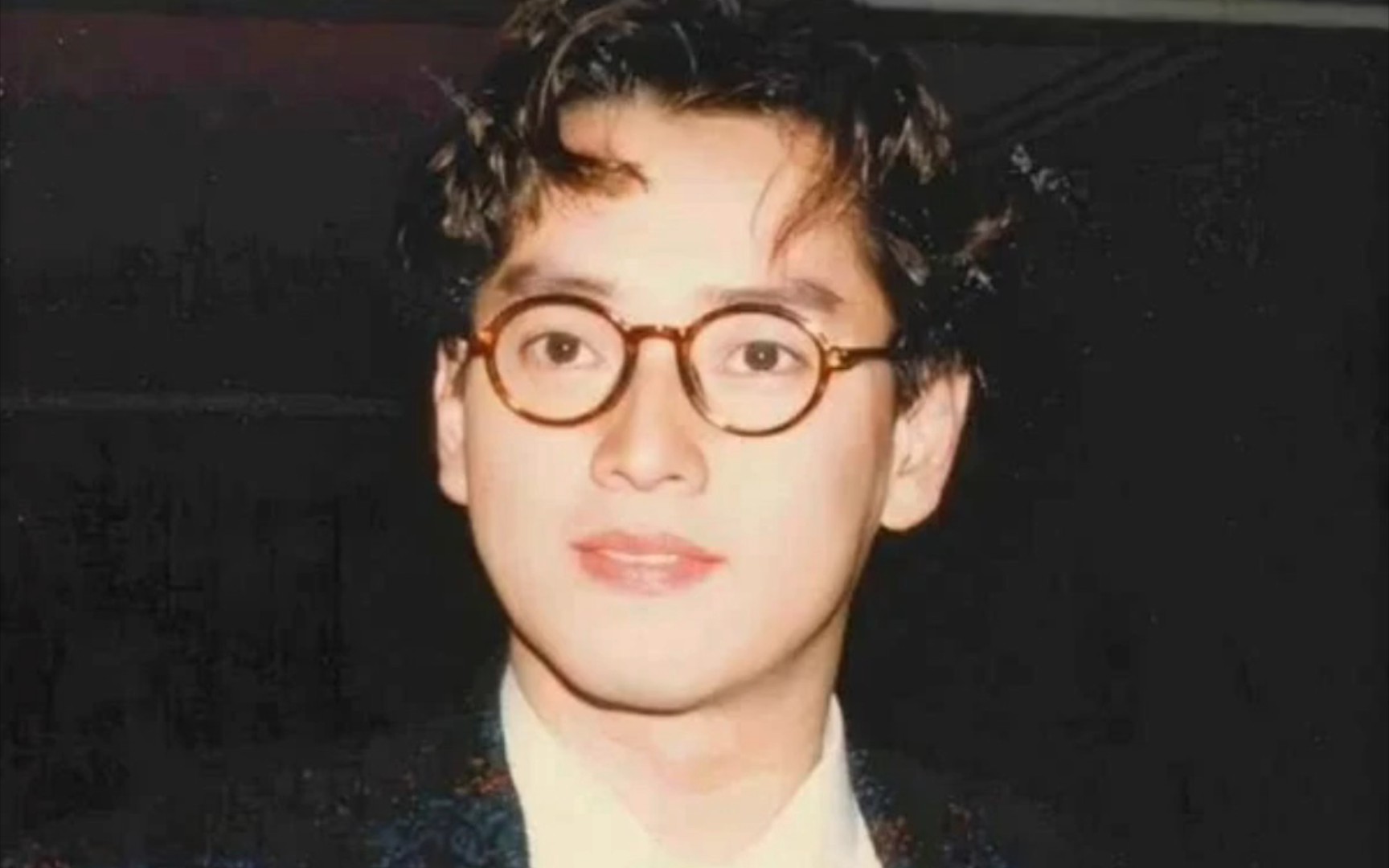 【谭咏麟】1988《半梦半醒》(电影《爱的逃兵》插曲 )