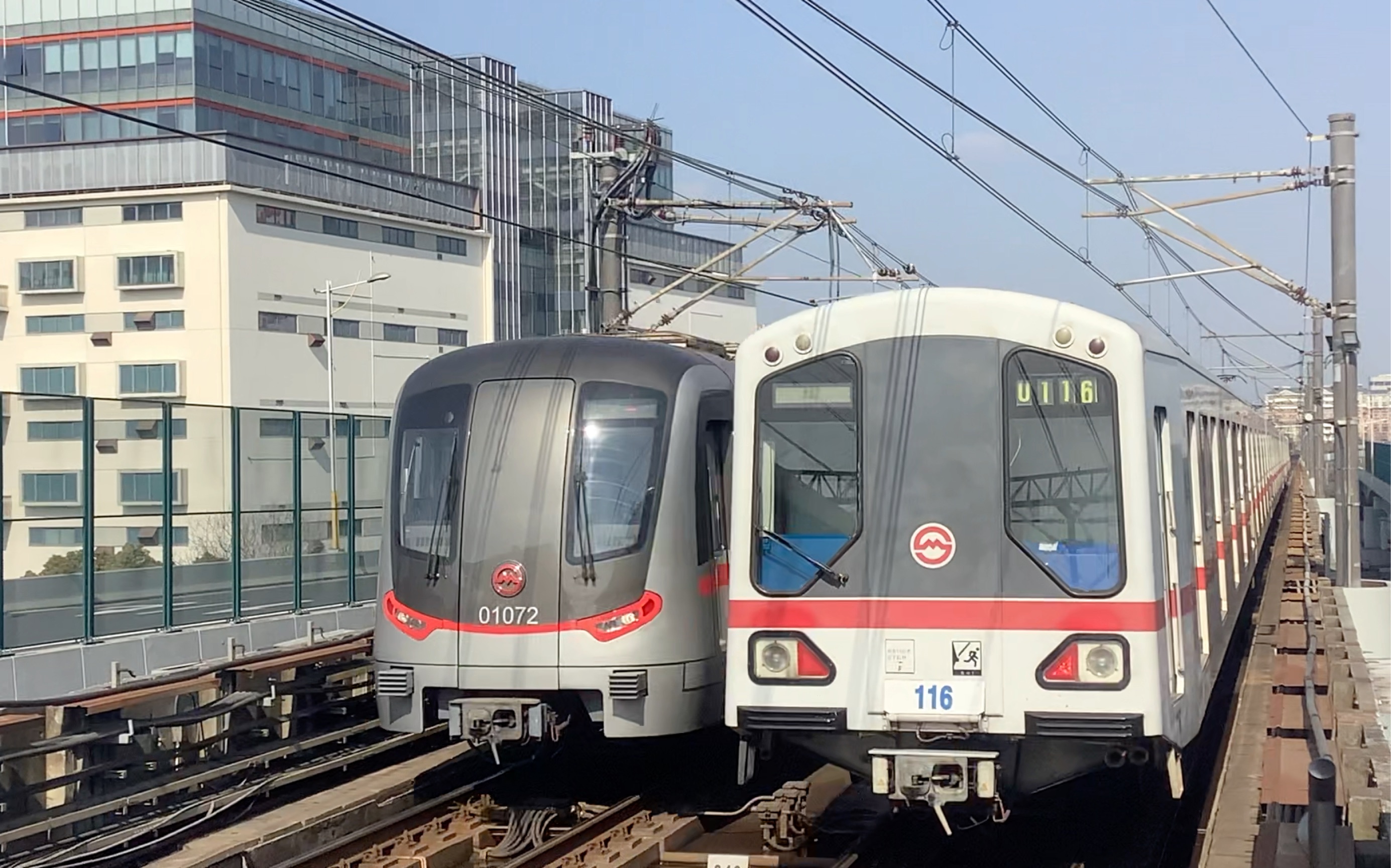 上海地铁伪二116出呼兰路站210