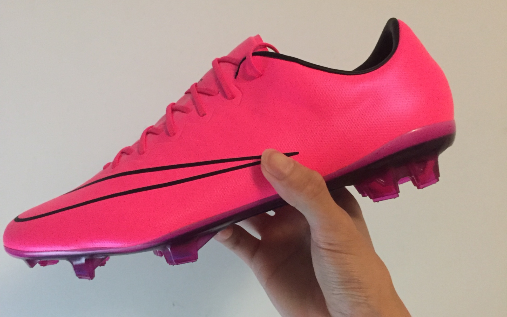 nike mercurial 刺客10配色赏析,鞋面及产地对比,顺便缝合一双我最