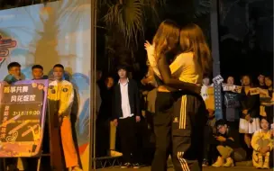 Скачать видео: 橘里橘气？还得看女大学生跳trouble maker