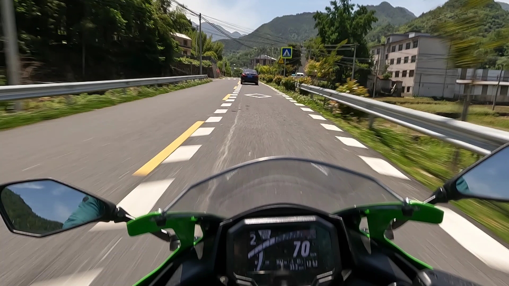 摩托佬溜车浙西天路开门